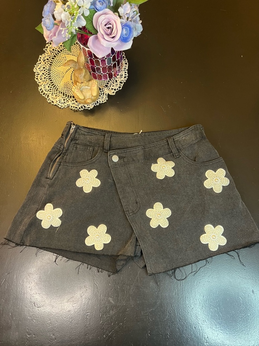 POL Boutique NWOT Black Asymmetrical Beaded Daisy Demim Raw Hem Mini Skort Sz S
